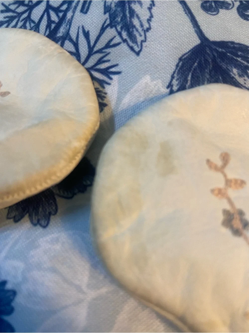Vintage Baby/Kids Cream Leather Floral-Embroidered Mittens from Paris